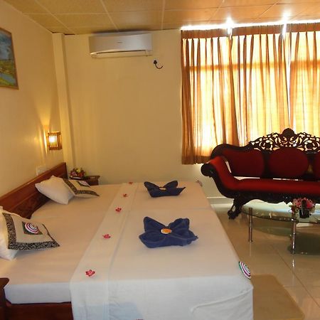 Brighten Hotel โคลอมโบ ภายนอก รูปภาพ