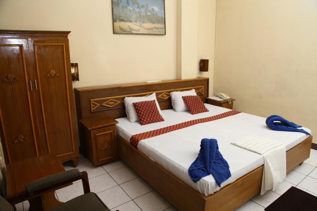 Brighten Hotel โคลอมโบ ภายนอก รูปภาพ