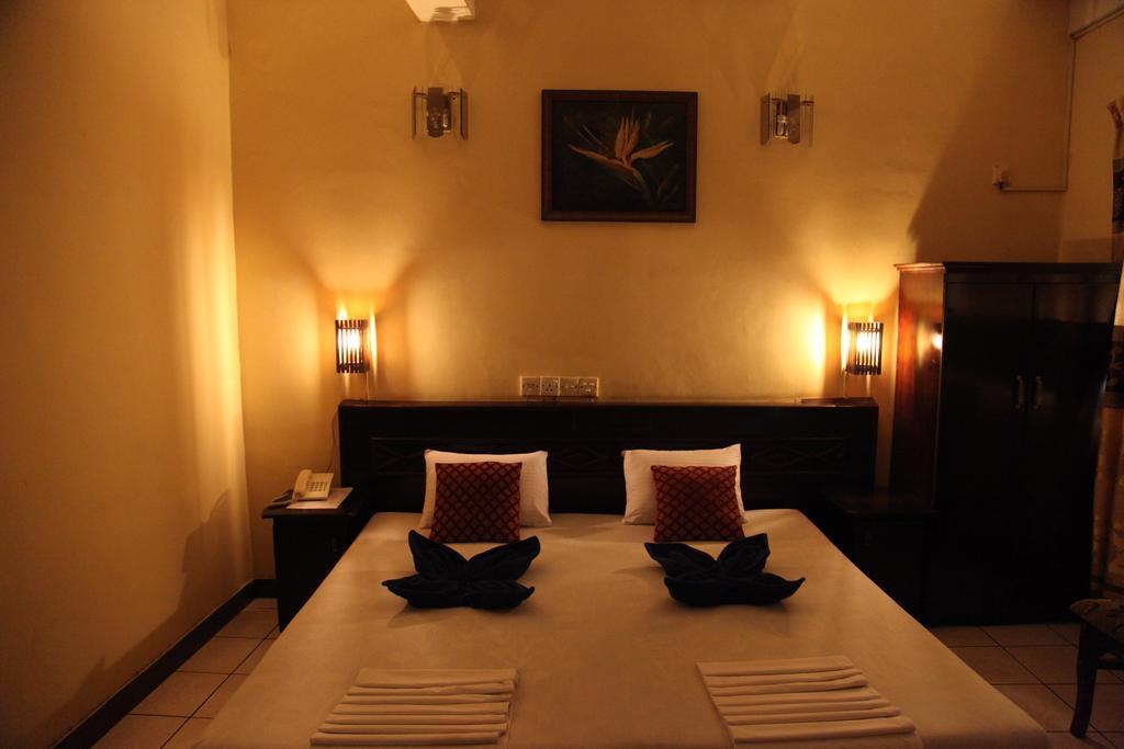 Brighten Hotel โคลอมโบ ภายนอก รูปภาพ