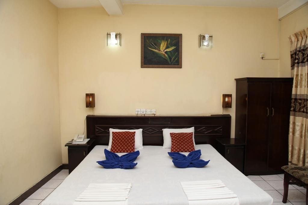 Brighten Hotel โคลอมโบ ภายนอก รูปภาพ